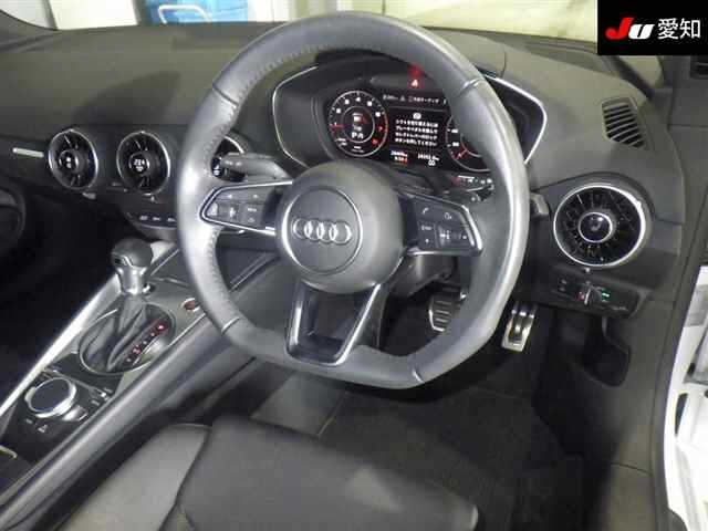 AUDI TT 2022