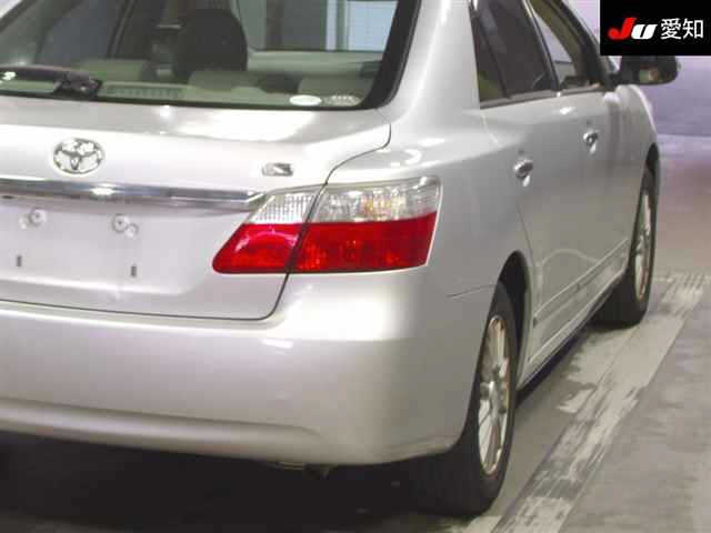 TOYOTA PREMIO 2009