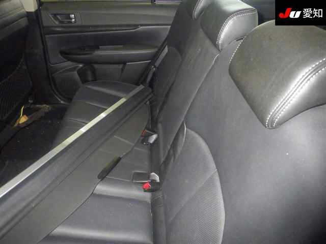 SUBARU LEGACY 2011