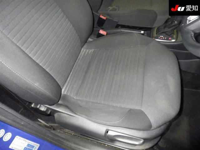 VOLKSWAGEN POLO 2013