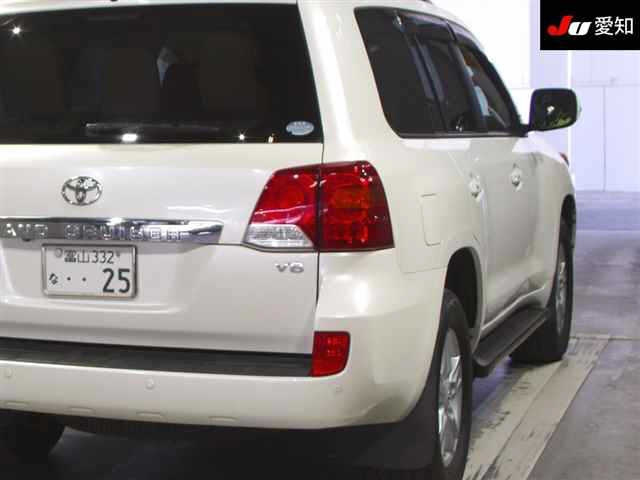 TOYOTA LAND CRUISER 2013