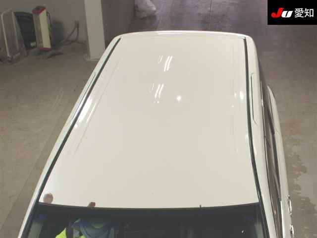 NISSAN ELGRAND 2010