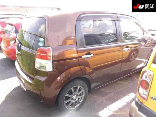 TOYOTA SPADE 2013