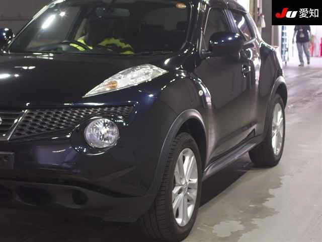 NISSAN JUKE 2011