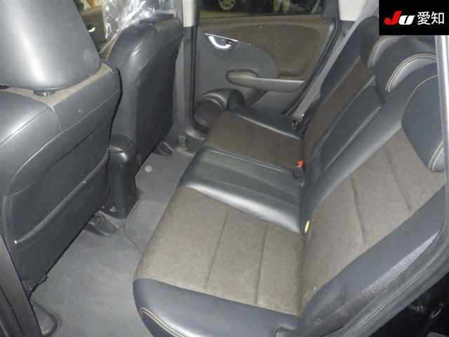 HONDA FIT SHUTTLE 2013