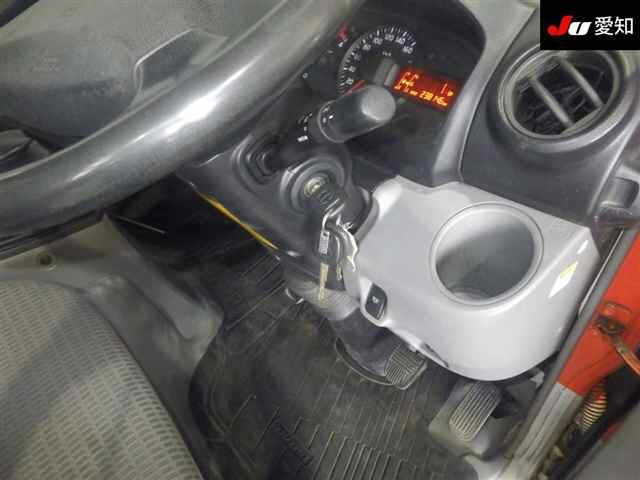 HINO DUTRO 2015