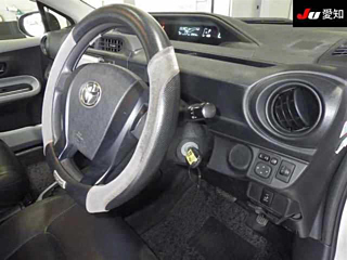 TOYOTA AQUA 2014