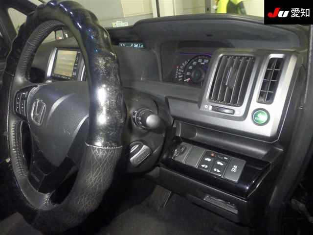 HONDA STEP WAGON 2010