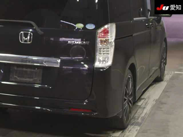 HONDA STEP WAGON 2010