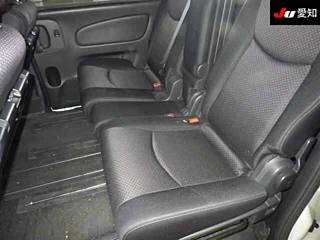 NISSAN SERENA 2013