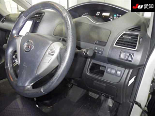 NISSAN SERENA 2013