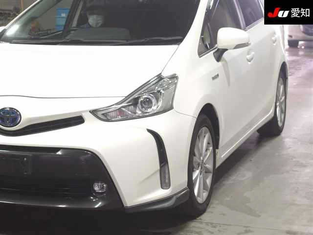 TOYOTA PRIUS ALPHA 2020