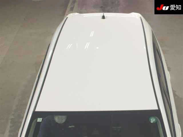 TOYOTA PRIUS ALPHA 2020
