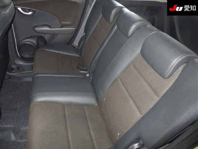 HONDA FIT SHUTTLE 2012