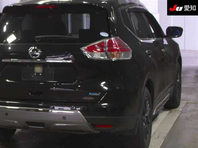 NISSAN X-TRAIL 2015