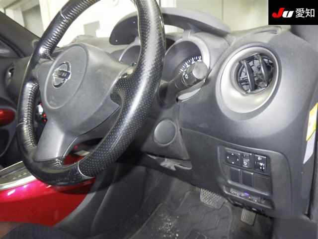 NISSAN JUKE 2012