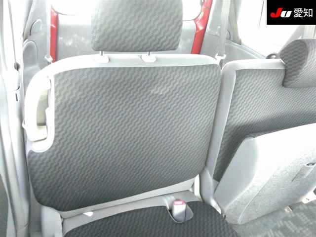 TOYOTA SIENTA 2008