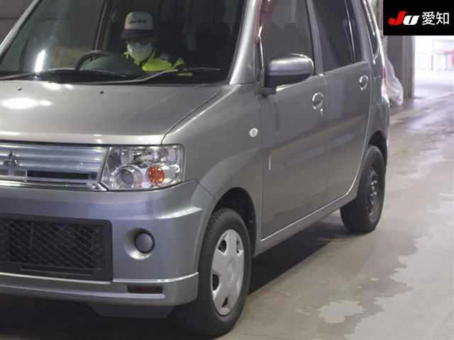 MITSUBISHI TOPPO 2010