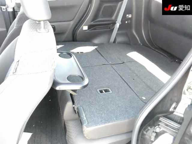 MITSUBISHI DELICA D2 2018