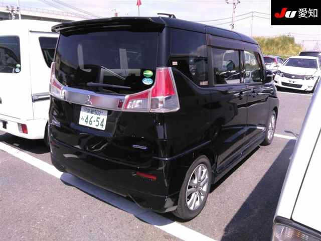 MITSUBISHI DELICA D2 2018