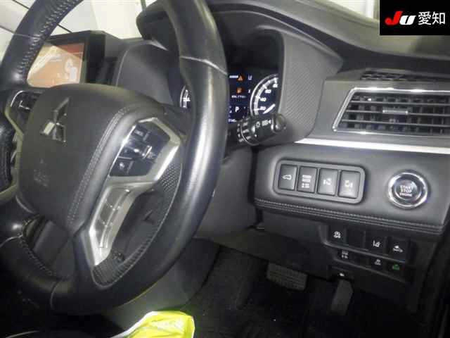 MITSUBISHI DELICA D5 2020