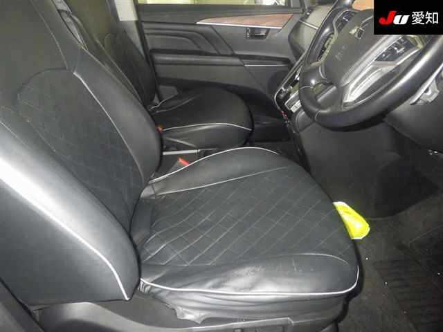 MITSUBISHI DELICA D5 2020