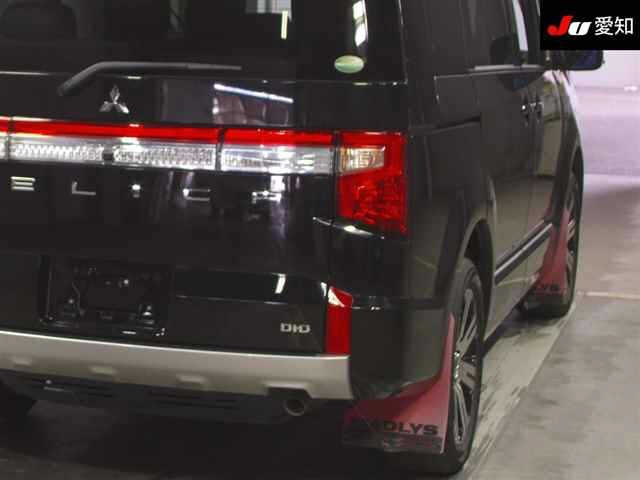 MITSUBISHI DELICA D5 2020