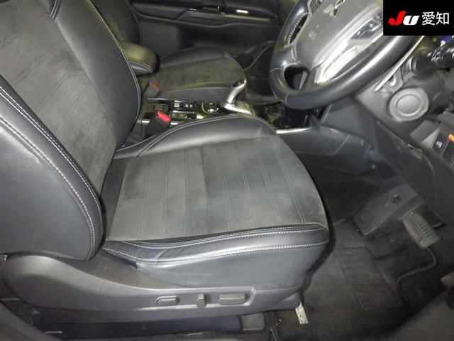MITSUBISHI OUTLANDER PHEV 2020