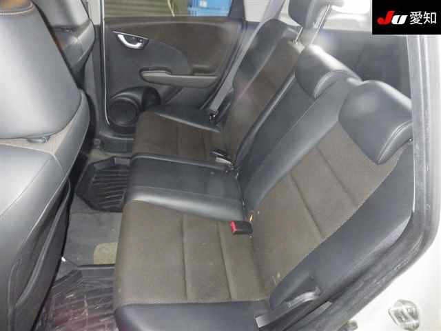 HONDA FIT SHUTTLE 2012