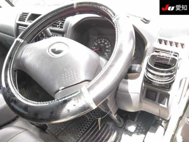 MAZDA BONGO VAN 2011
