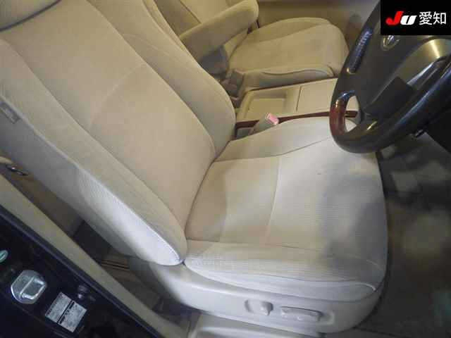 TOYOTA ALPHARD 2008