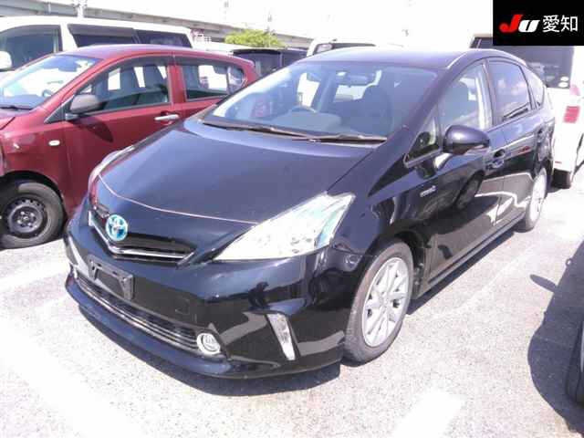 TOYOTA PRIUS ALPHA 2012