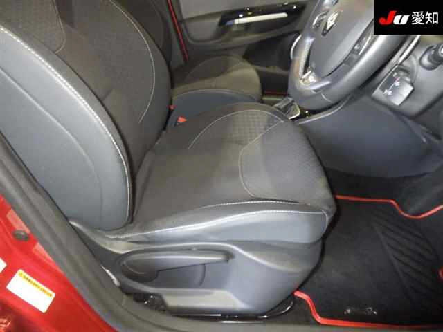 RENAULT LUTECIA 2015
