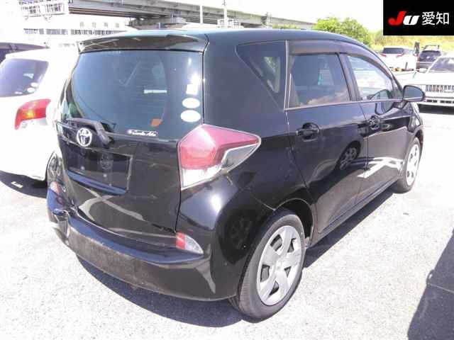 TOYOTA RACTIS 2015