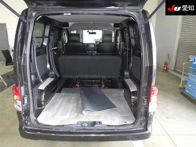 NISSAN NV200 2017