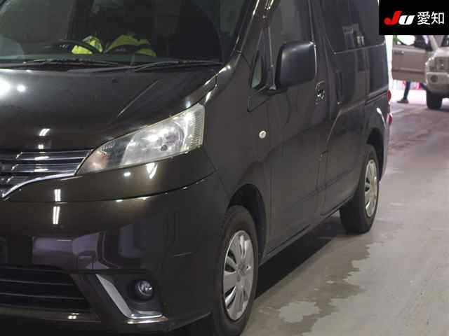 NISSAN NV200 2017