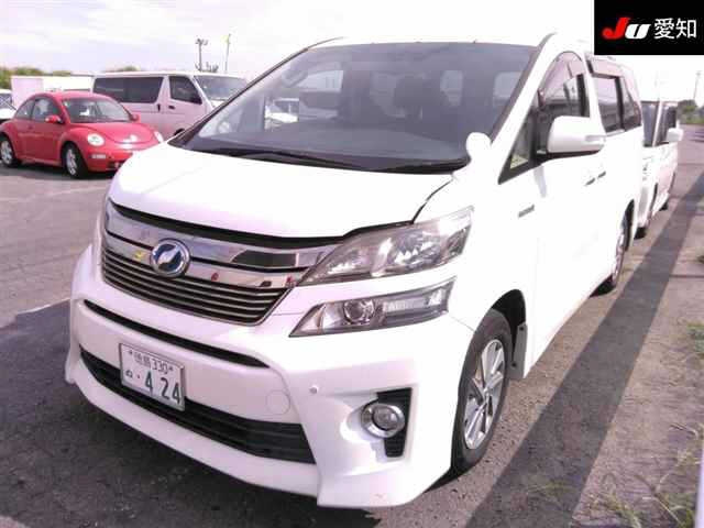 TOYOTA VELLFIRE 2013