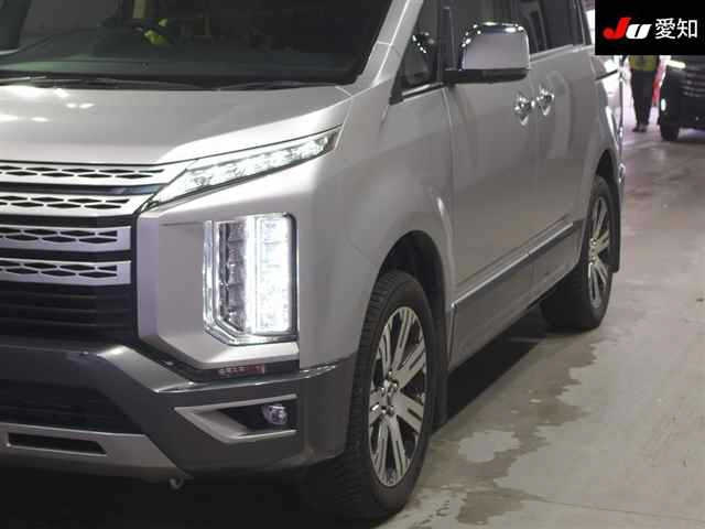 MITSUBISHI DELICA D5 2021