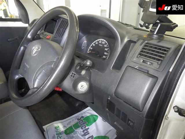 TOYOTA LITE ACE VAN 2016