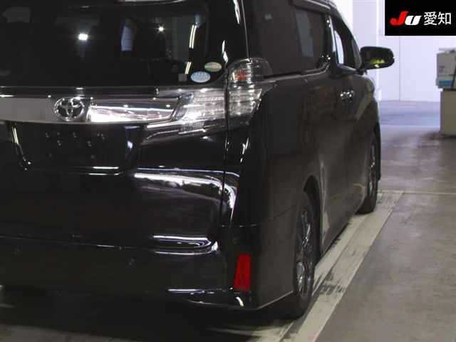 TOYOTA VELLFIRE 2017