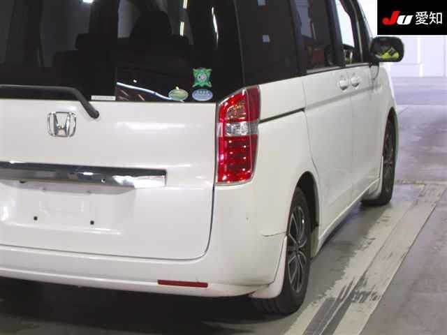 HONDA STEP WAGON 2014