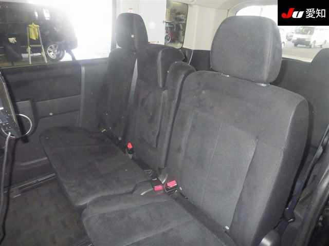 MITSUBISHI DELICA D5 2018