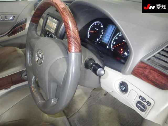 TOYOTA PREMIO 2008
