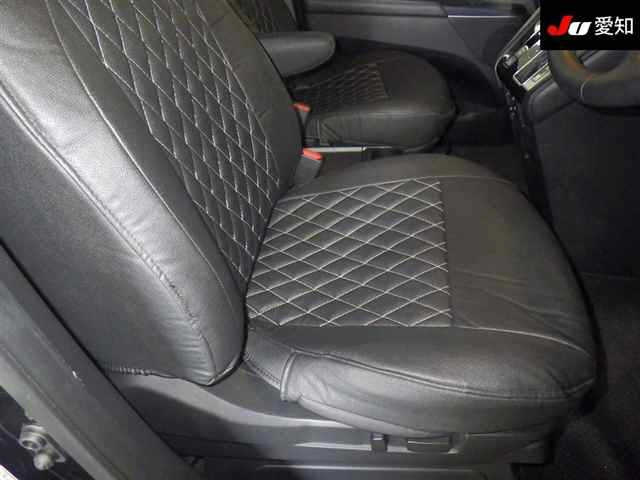 MITSUBISHI DELICA D5 2023