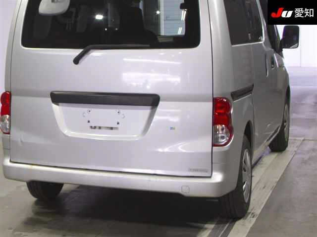 NISSAN NV200 2017