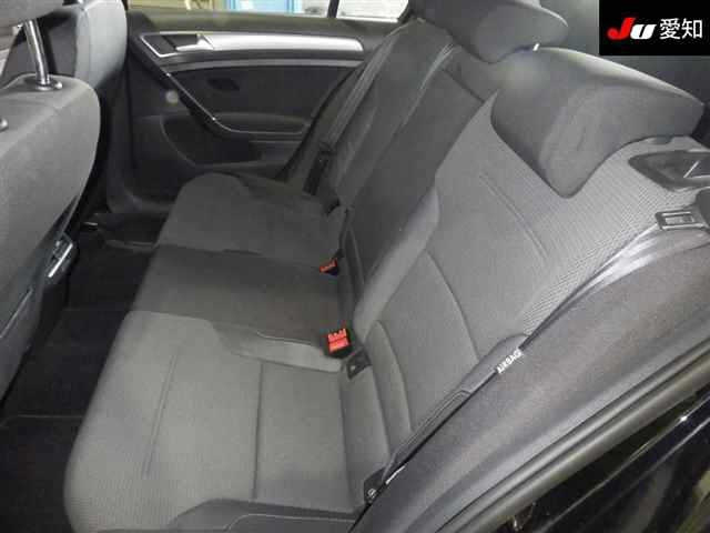 VOLKSWAGEN GOLF 2014