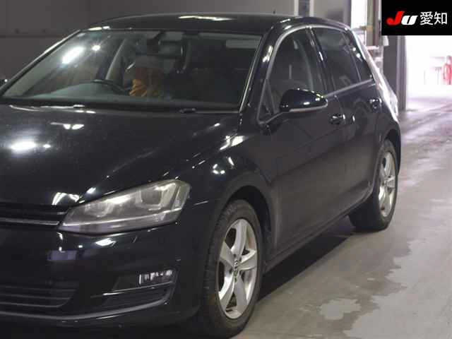 VOLKSWAGEN GOLF 2014
