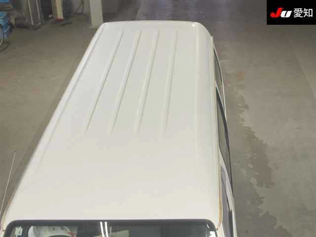 MITSUBISHI DELICA 2009