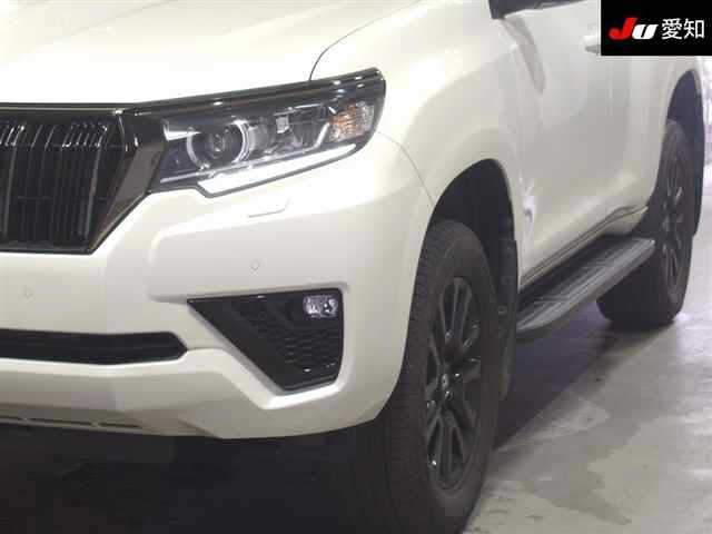 TOYOTA LAND CRUISER PRADO 2020