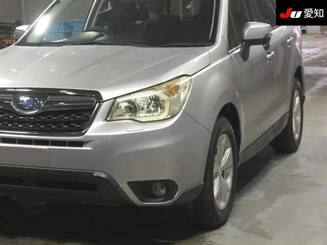 SUBARU FORESTER 2012
